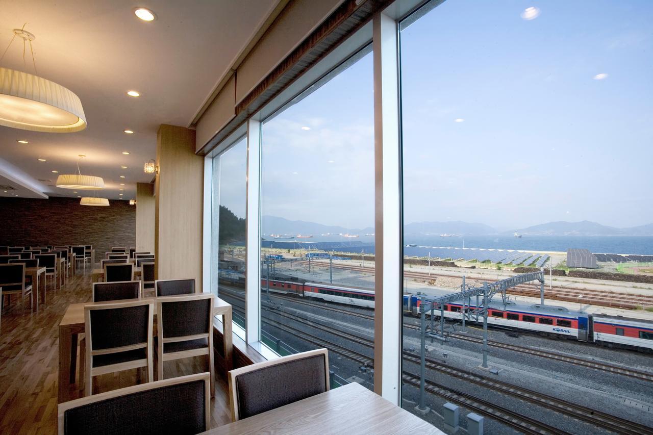 Y Ocean Hotel Yeosu Bagian luar foto