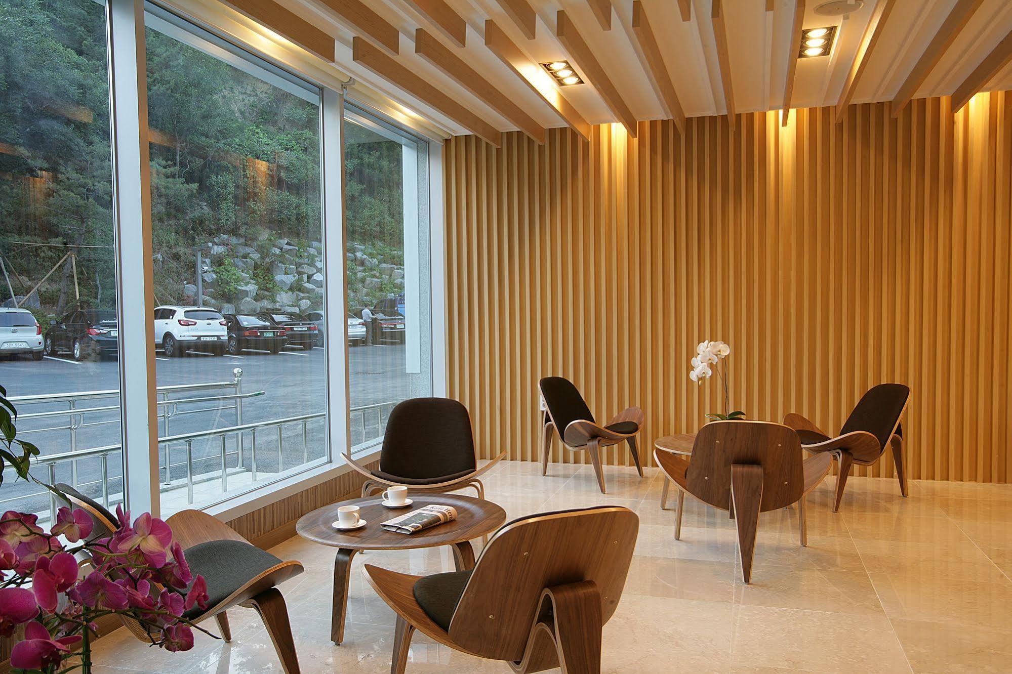 Y Ocean Hotel Yeosu Bagian luar foto